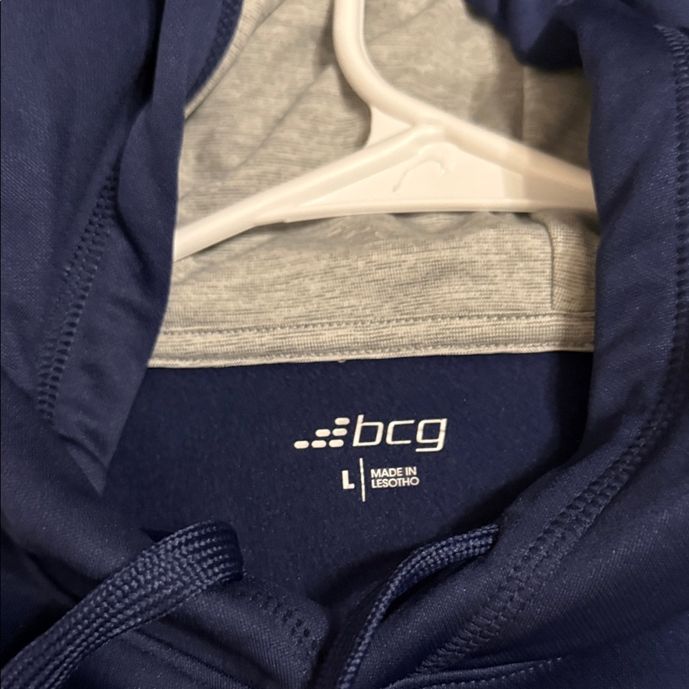 BCG Navy Men's Hoodie: EXCELLENT CONDITION - Picture 2 of 5